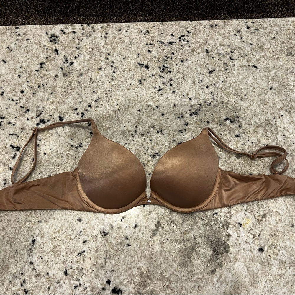 Victoria’s Secret very sexy push-up 34B